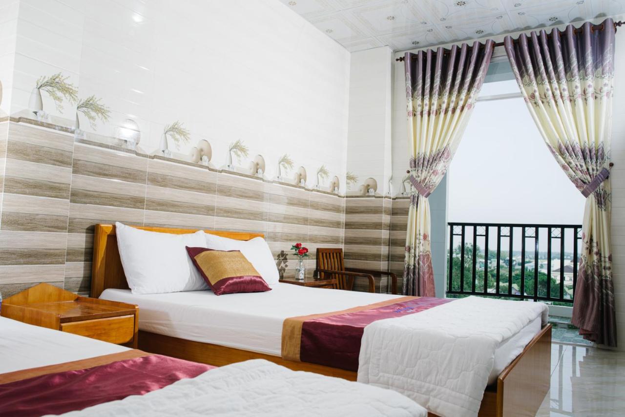 Hiep Hoa Hotel Chau Doc Exterior foto